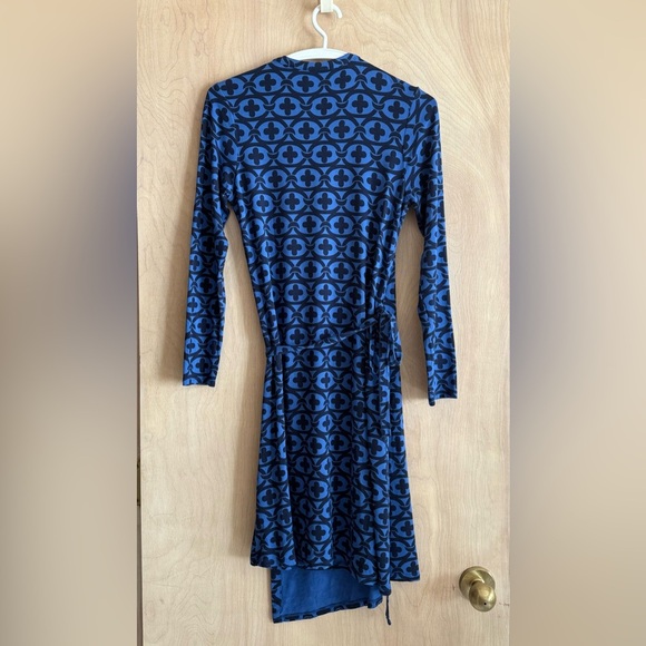Boden Jersey Wrap Midi Dress Blue Black Print Long Sleeve Sz 6P - Picture 4 of 14